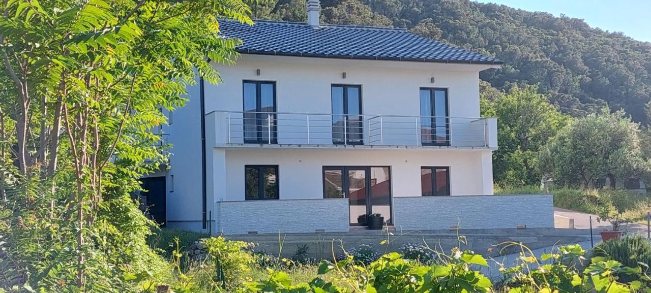 Holiday Apartments Cecilija Supetarska Draga Εξωτερικό φωτογραφία