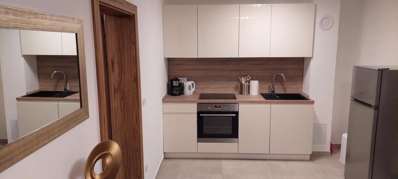 Holiday Apartments Cecilija Supetarska Draga Εξωτερικό φωτογραφία