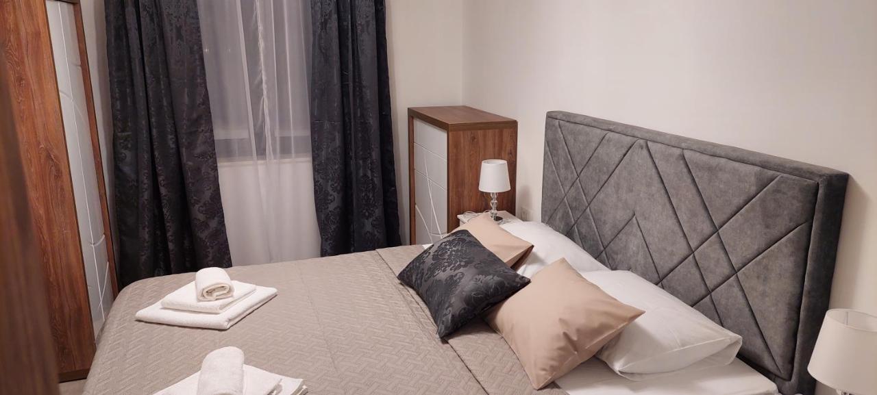 Holiday Apartments Cecilija Supetarska Draga Εξωτερικό φωτογραφία