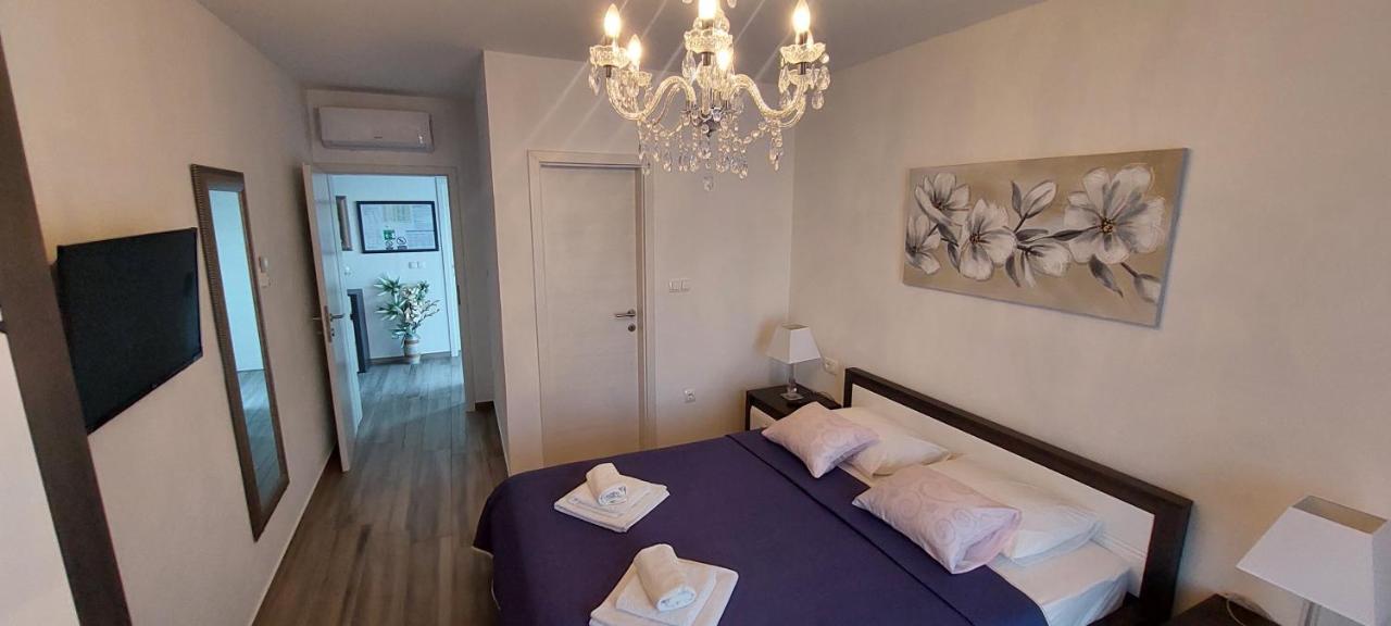 Holiday Apartments Cecilija Supetarska Draga Εξωτερικό φωτογραφία