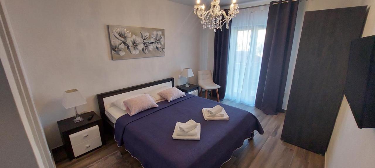 Holiday Apartments Cecilija Supetarska Draga Εξωτερικό φωτογραφία