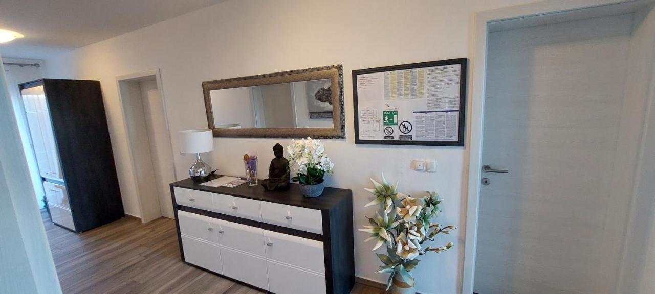 Holiday Apartments Cecilija Supetarska Draga Εξωτερικό φωτογραφία